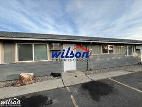 Building Photo - 408 W Pierce St