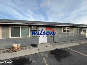 Building Photo - 408 W Pierce St