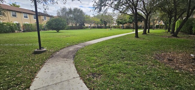 Foto del edificio - 12708 SW 49th Dr