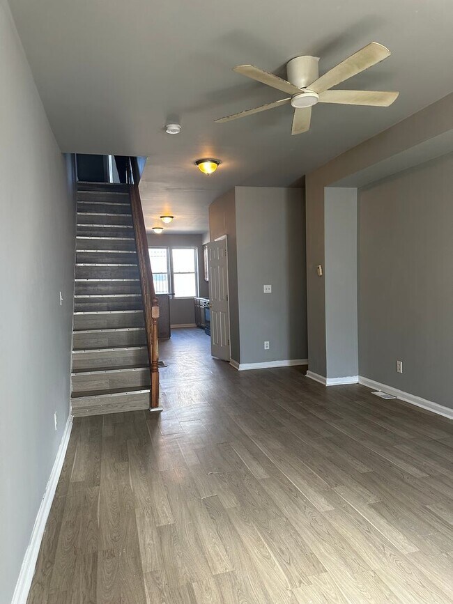 Foto del edificio - Spacious Home for Rent! W/D! Close to JHU, KKI and Public Trabsportation!