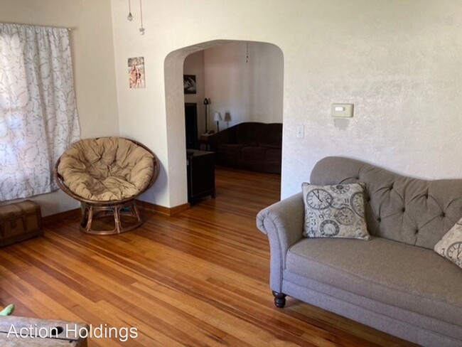 Building Photo - 2 br, 2 bath House - 412 Said St