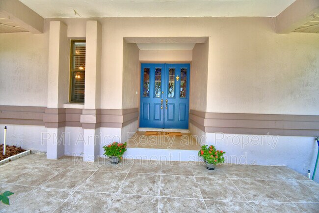 Foto del edificio - 1923 Matthew Ct