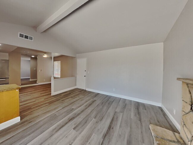 Foto del edificio - North Vallejo 3/2 Home Available Now!