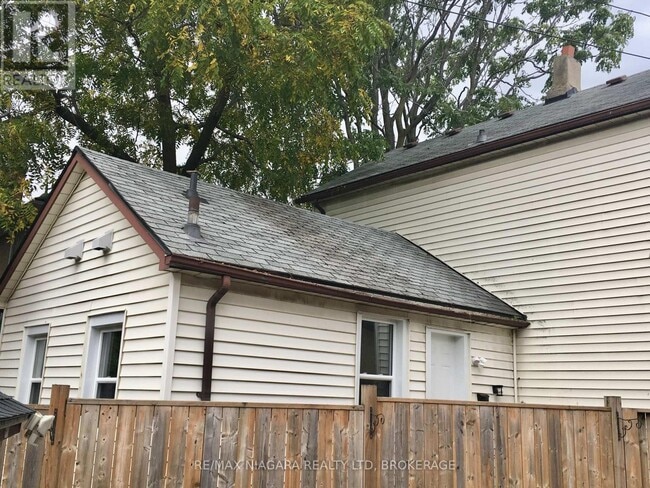 Photo du bâtiment - 163 Welland Ave