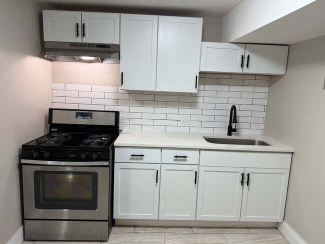 Foto del edificio - 7503 W 64th St