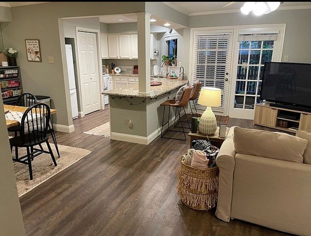 16301 Ledgemont Ln Unit 158, Addison, TX 75001 Condo for Rent in