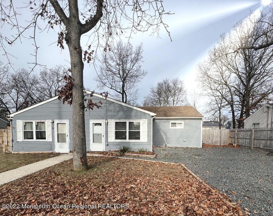 613 Maple St, Lakehurst, NJ 08733 Townhome Rentals in Lakehurst NJ