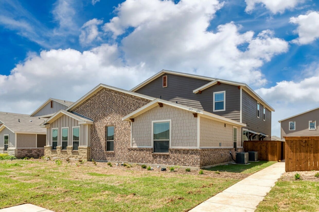 2 BEDROOM FOUR PLEX LOCATED IN MI... House Rental in Venus