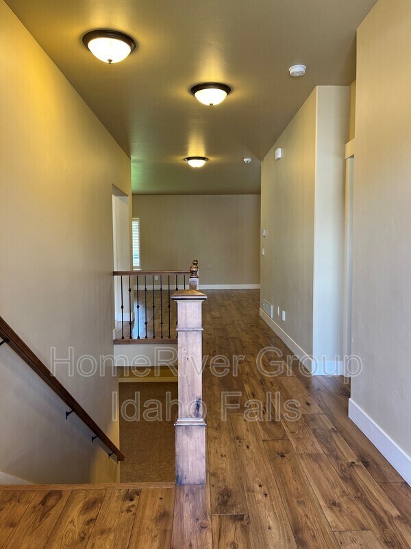 Foto del edificio - 1203 Monarch Ridge