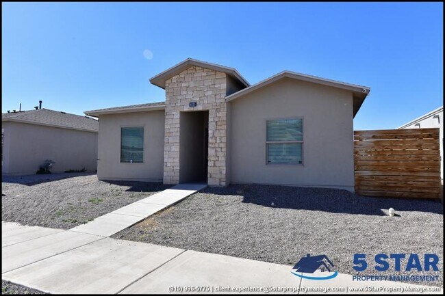 Building Photo - 3 bedroom in El Paso TX 79938