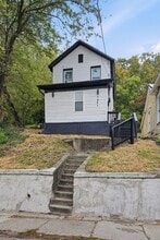 Building Photo - 1041 Market St