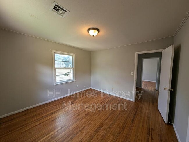 Foto del edificio - 4611 S 28th W Ave