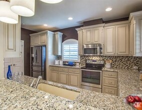 Building Photo - 3075 Willow Grove Blvd