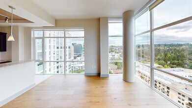 Interior Photo - TEN20