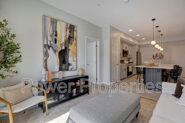 Building Photo - 550-2550 Belmont Heath SW