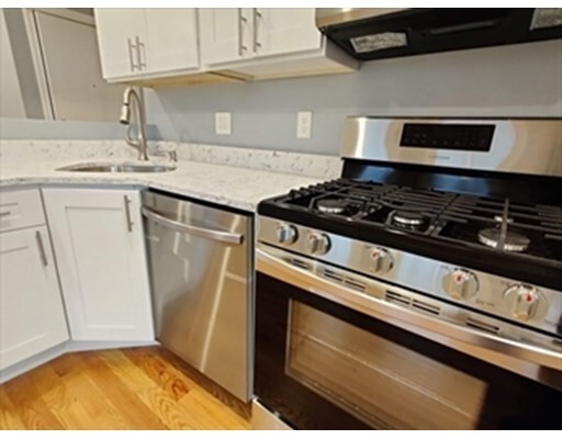 Foto del edificio - 232 Norfolk St