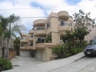 Building Photo - 5938 Riley St