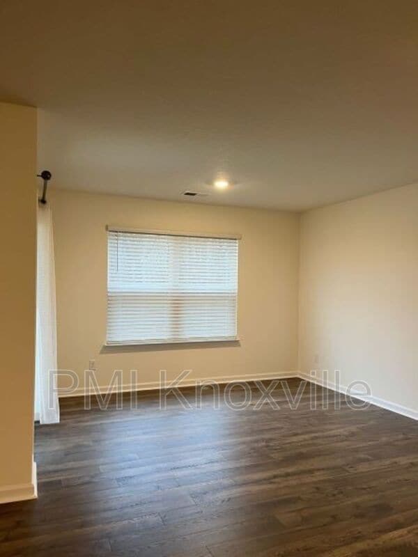 Building Photo - 9473 River Cane Rd