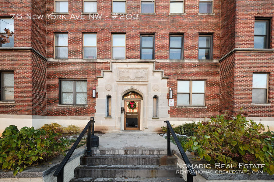 Foto principal - 76 New York Ave NW