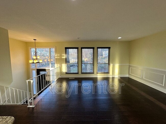 Building Photo - 303 Highstone Ln