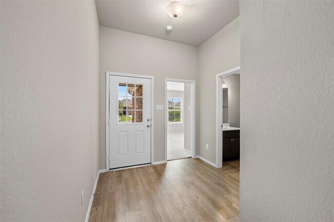 Foto del edificio - 513 Bonnerville Ln