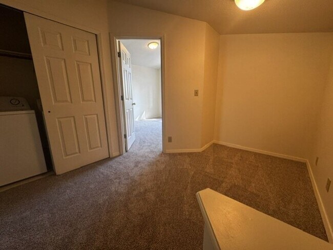 Foto del edificio - 1725 SW Knoll Ave