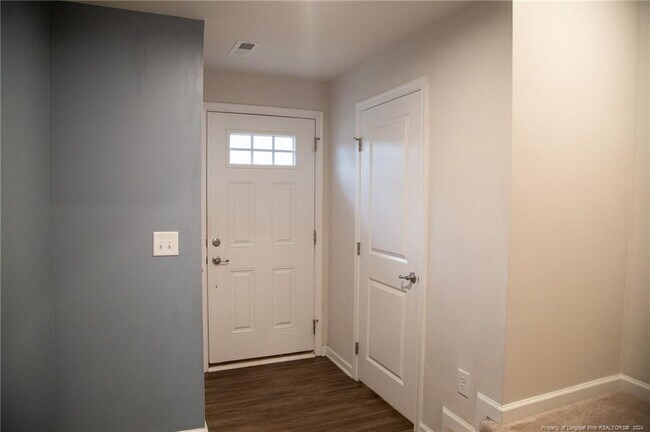 Building Photo - 390 Cotton Brook Dr