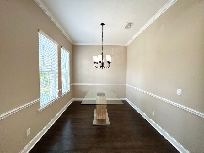 Foto del edificio - Stunning 3/2.5 Stylish Home with a Detache...