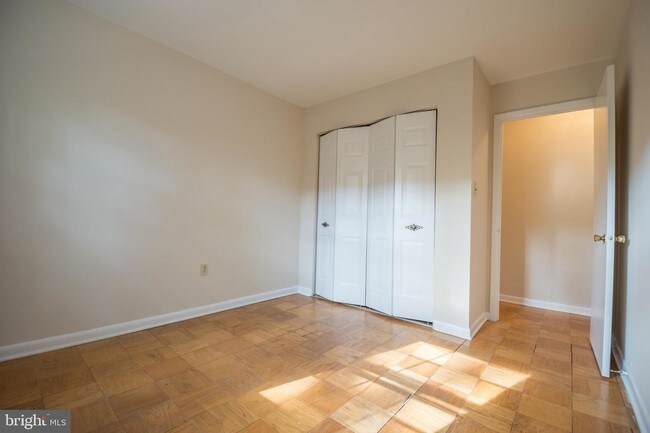 Foto del edificio - 424 Greenbrier Ct.