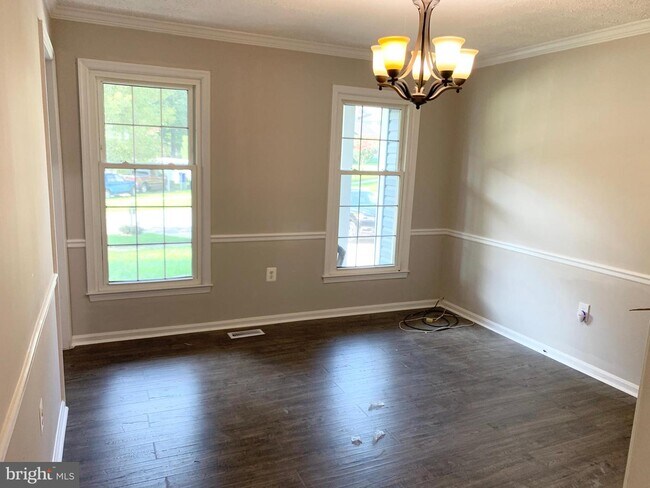 Foto del edificio - 2605 Bainbridge Ln