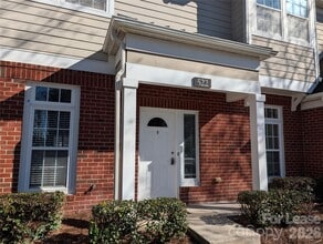 Building Photo - 522 Jetton St