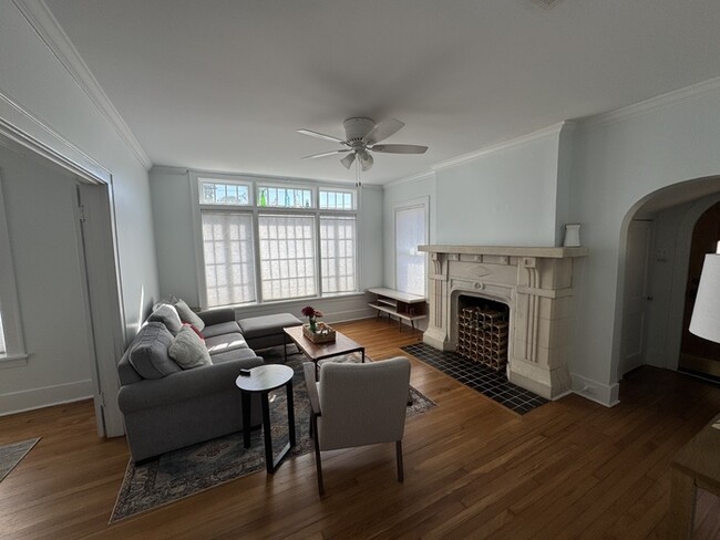 Foto del edificio - Very Nice 3 bedroom 2 bath home in The Hei...