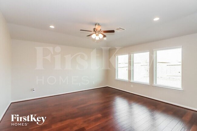 Building Photo - 3035 Darlington Ct