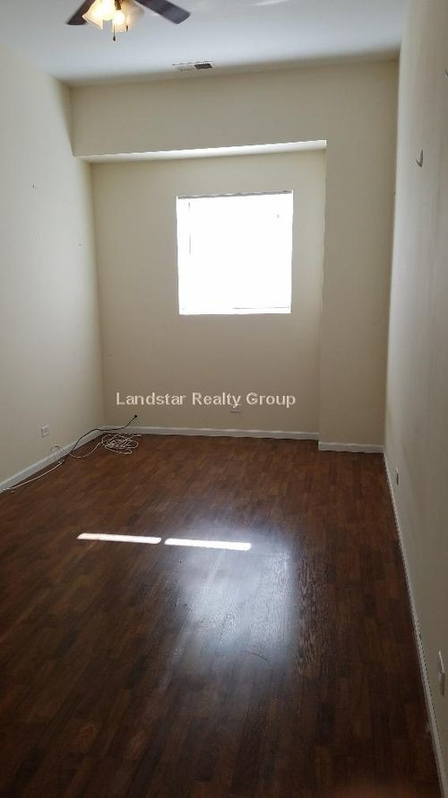 Foto del edificio - 1300 N Western Ave