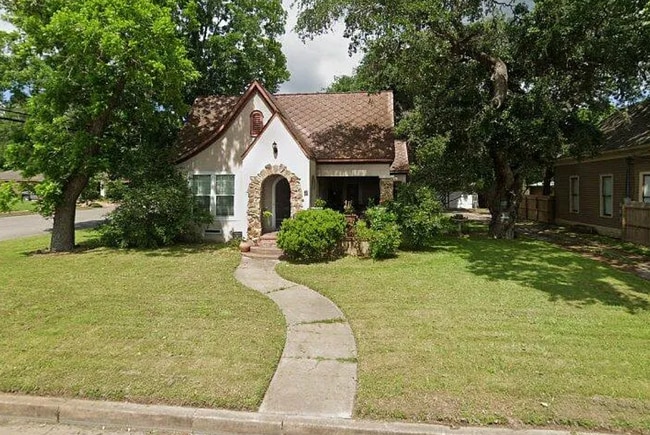 Building Photo - 358 N Jefferson St
