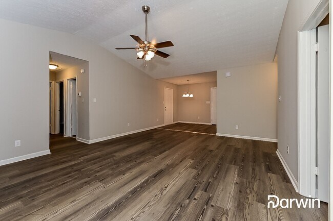 Foto del edificio - 105 Rosebud Ln, Mcdonough, GA 30253