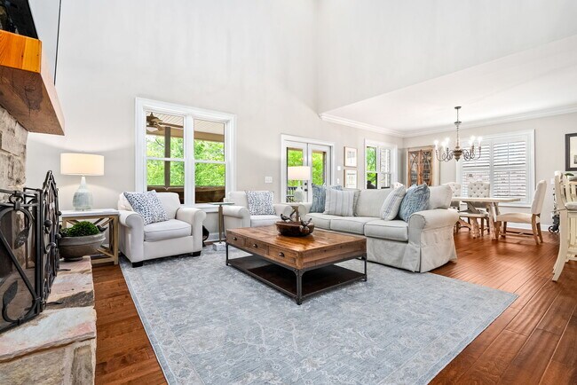 Foto del edificio - 1462 Turn Lake Dr