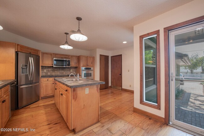 Building Photo - 1745 Ocean Grove Dr
