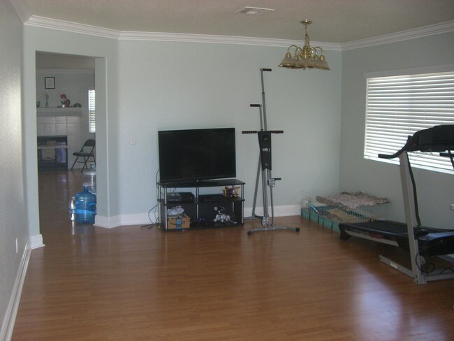 Building Photo - 3609 Cobb Rd