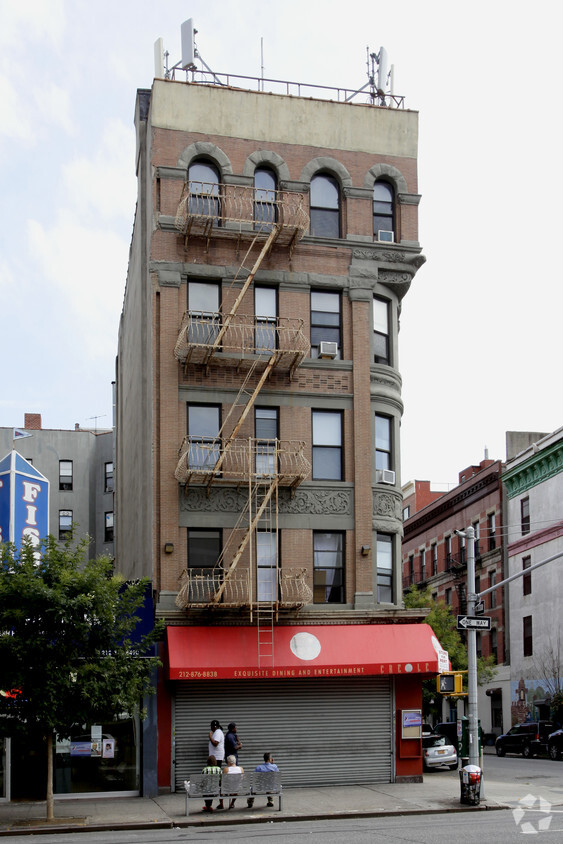 Building Photo - 2167 Third Ave