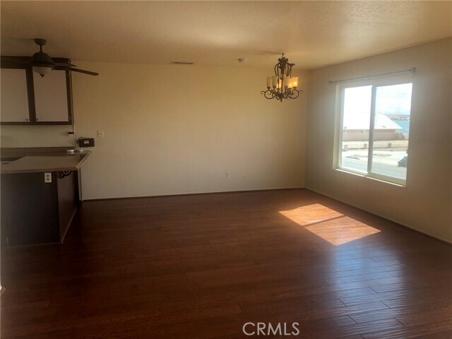 Building Photo - 27535 Lakeview Dr