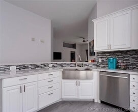 Building Photo - 14272 NW 18th Ct