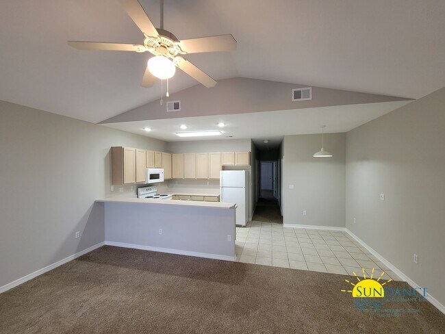 Foto del edificio - Great 2 Bedroom Unit in Santa Rosa!