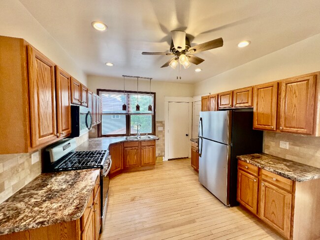 Foto del edificio - 716 N 9th St