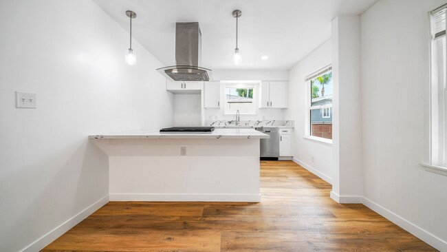 Building Photo - Fully Renovated 2 Bed • 1.5 Bath Duplex