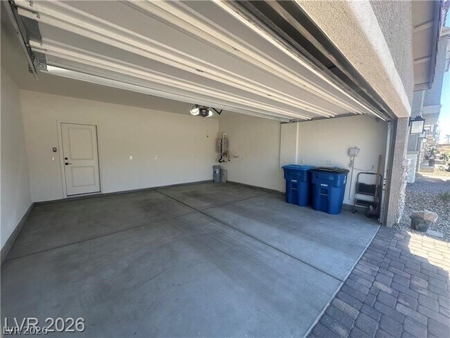 Foto del edificio - 6634 Tumoulin St