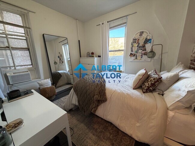 Foto del edificio - 210 Hemenway St