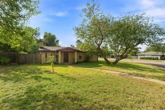Building Photo - 2507 Biggs Dr