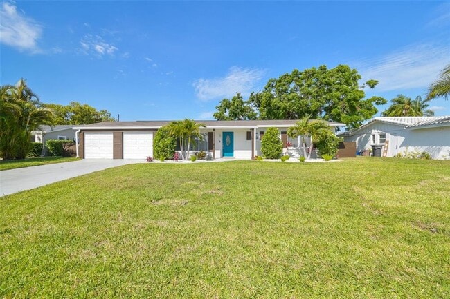 Foto del edificio - 3922 Fontainebleau Dr