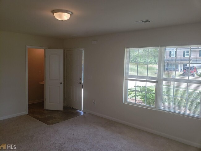 Building Photo - 4069 Liberty Estates Dr